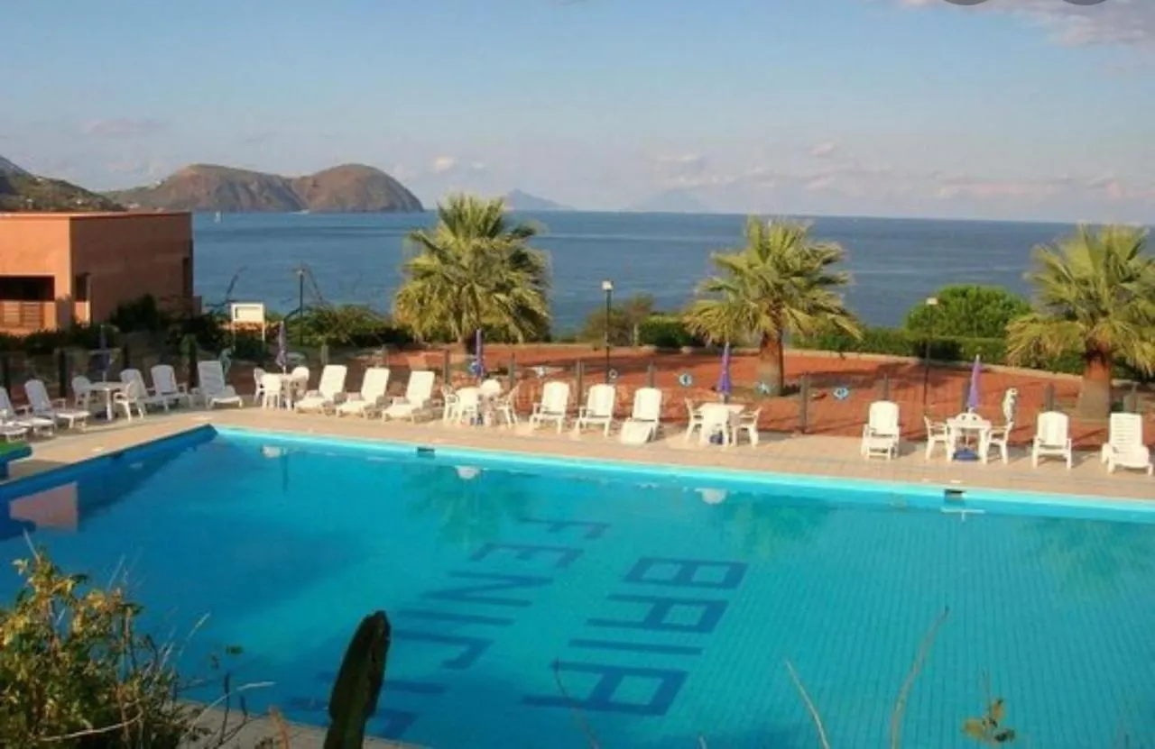 Hola Mediterranean Apartment Vulcano   Vulcano (Isola)