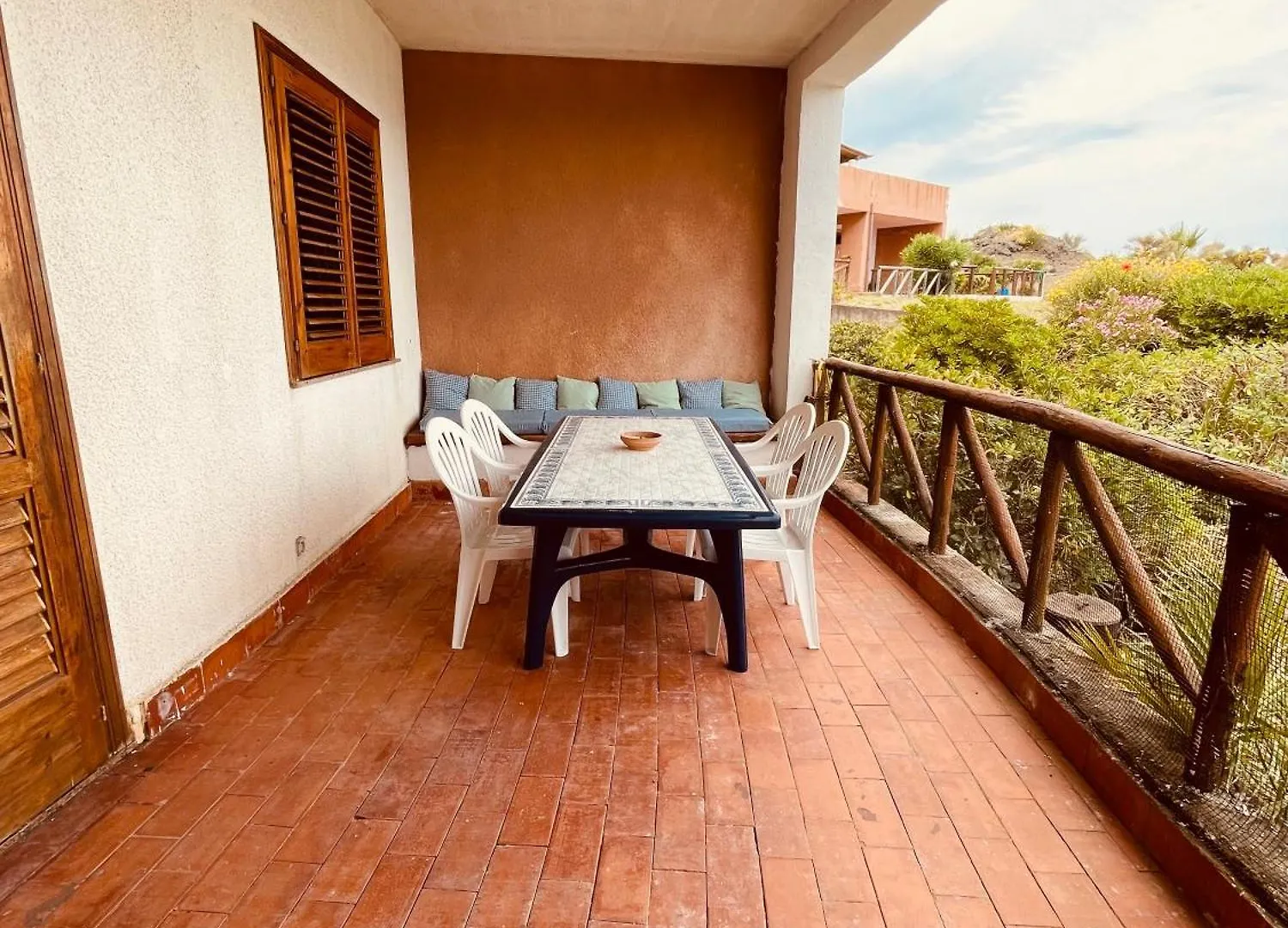 Hola Mediterranean Apartment Vulcano  Vulcano (Isola)